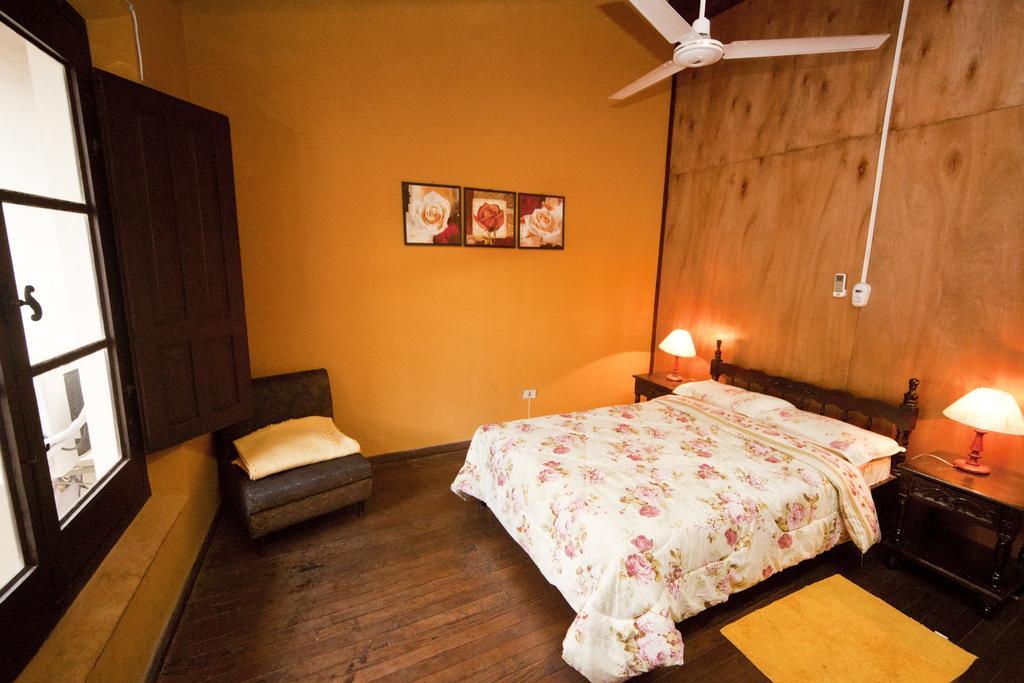 أسونسيون Black Cat Hostel المظهر الخارجي الصورة