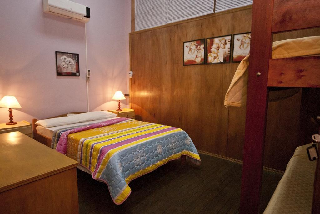 أسونسيون Black Cat Hostel المظهر الخارجي الصورة