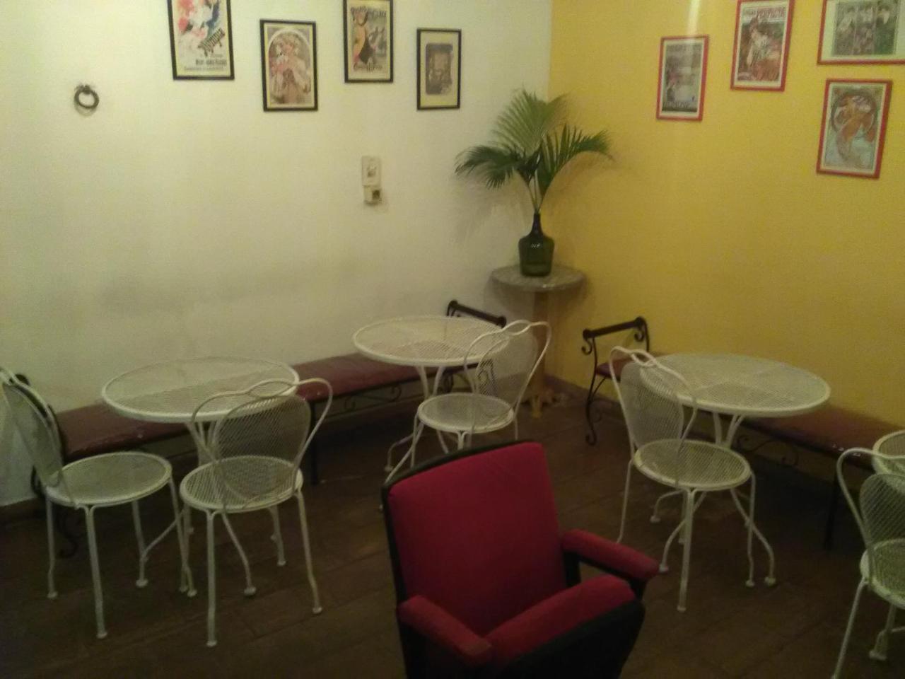 أسونسيون Black Cat Hostel المظهر الخارجي الصورة